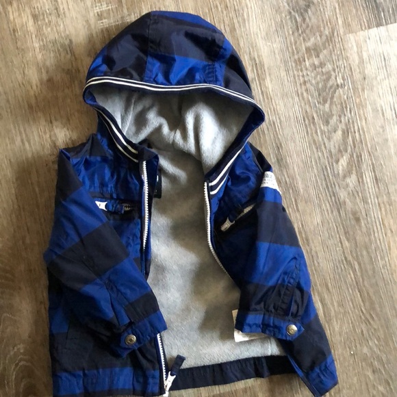 Oshkosh fall jacket - Picture 3 of 3